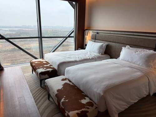 05-vignette-twin-bedroom.jpg